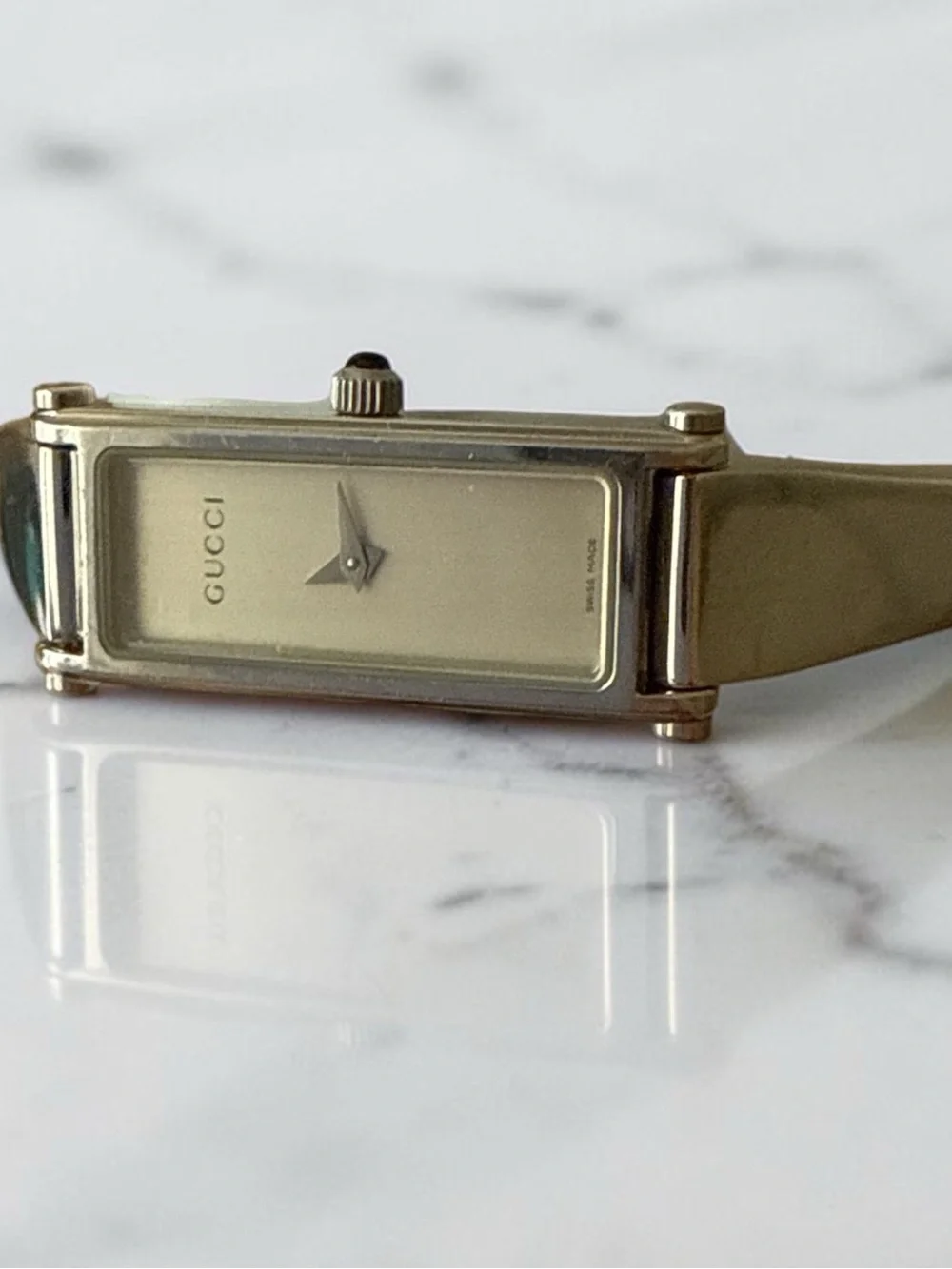 Authentic Vintage Gucci 1500L Women's Bangle Watch in silver-tone stainless stee
